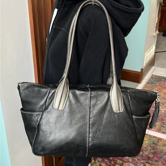 Bordelaise by HOBO shoulder bag Platinum handles/black genuine leather Hobo bag - Picture 4 of 15